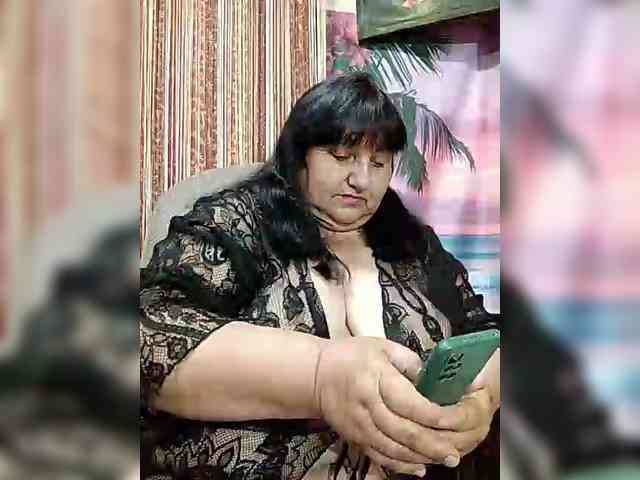 Nezsbudka Live Webcam on BongaCams