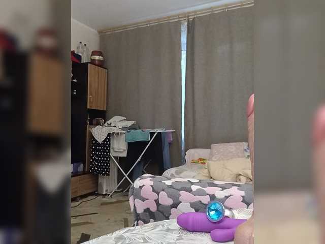 IRUSIK11 live cam on BongaCams