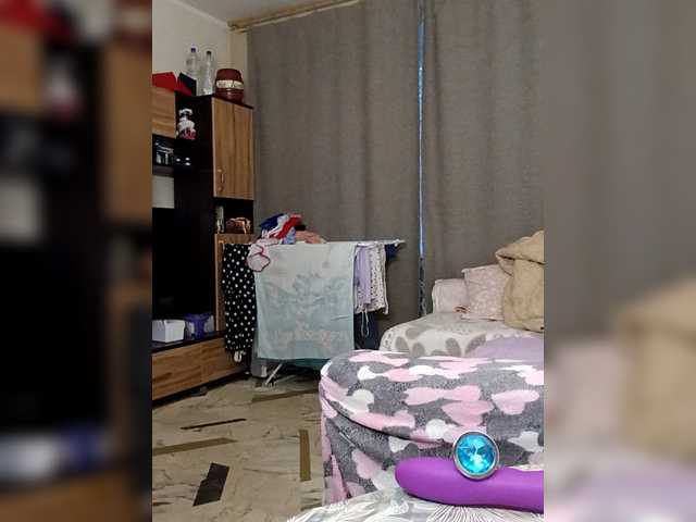 IRUSIK11 live webcam show