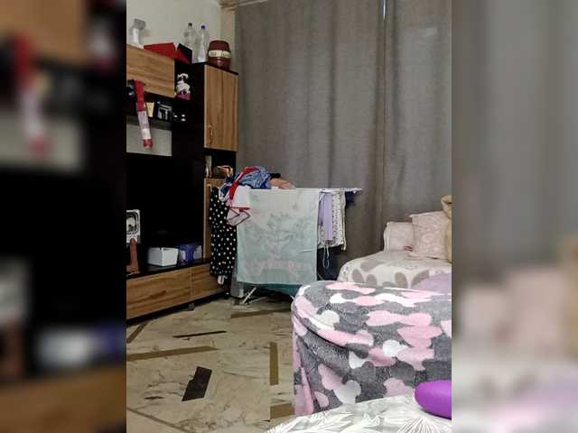 IRUSIK11 live webcam show
