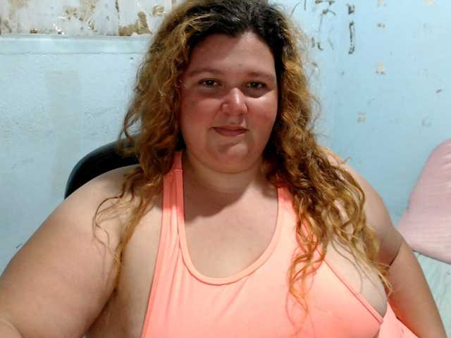 squirtbbw live webcam show