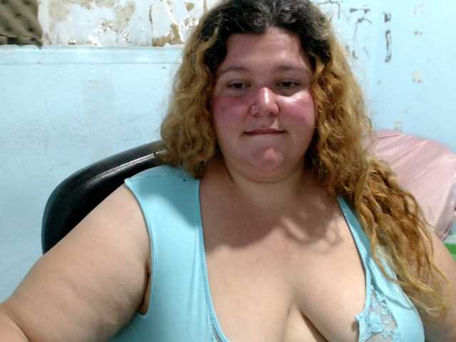 squirtbbw live cam preview
