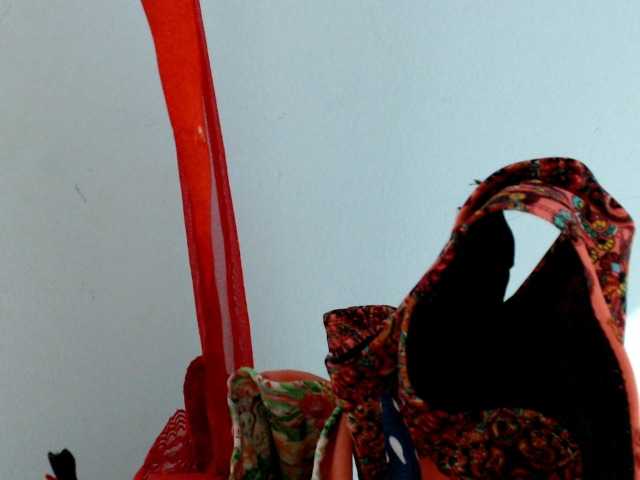 squirtbbw, live now on BongaCams