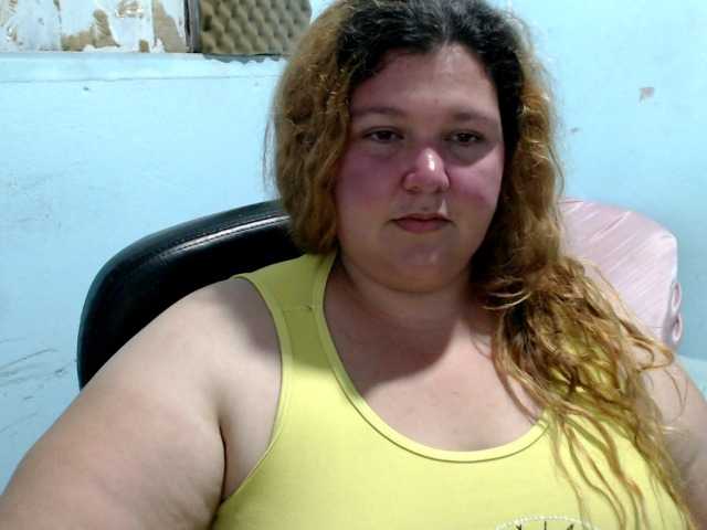 squirtbbw live webcam show