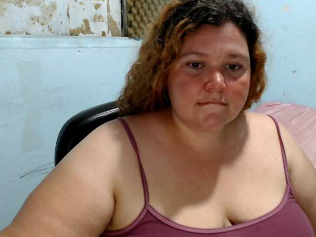 squirtbbw live webcam show