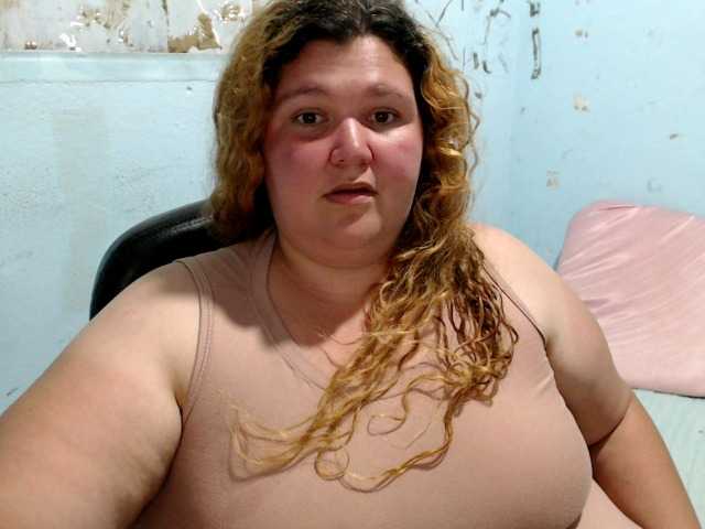 squirtbbw live webcam show
