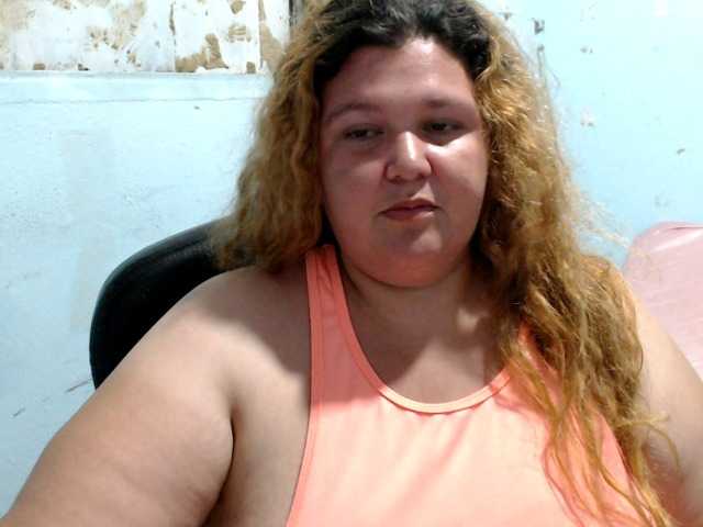 squirtbbw live webcam show