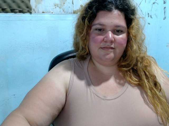 squirtbbw live cam preview
