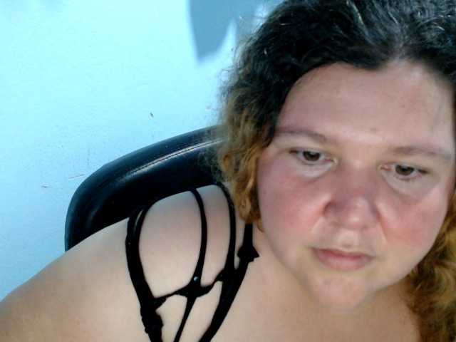 squirtbbw live cam on BongaCams