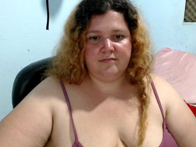 squirtbbw live cam preview