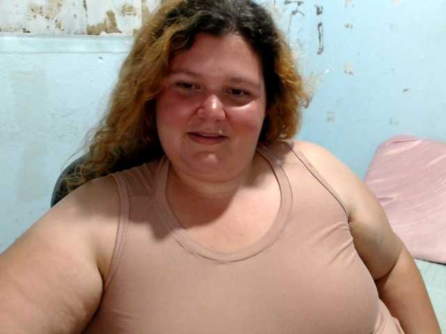 squirtbbw live webcam show