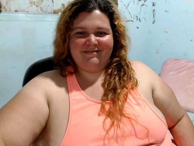 squirtbbw live webcam show