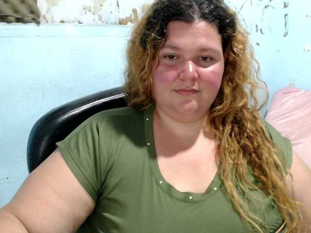 squirtbbw live cam preview