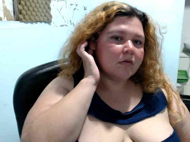 squirtbbw webcam