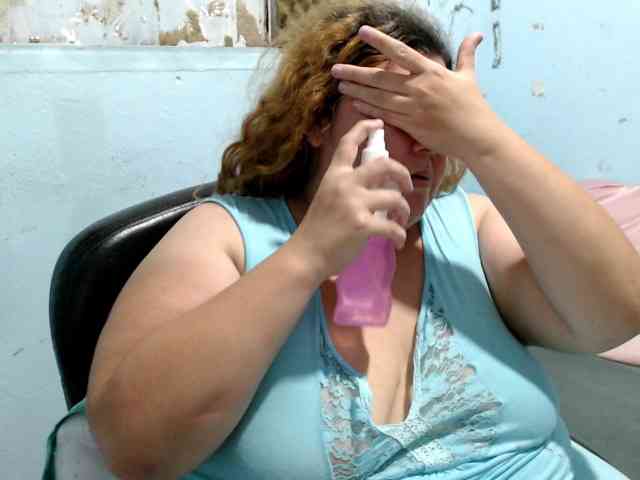 squirtbbw webcam