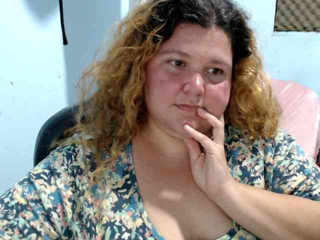 squirtbbw webcam