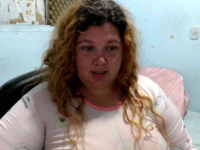 squirtbbw webcam