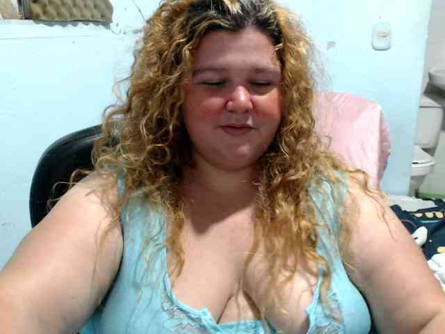 squirtbbw webcam
