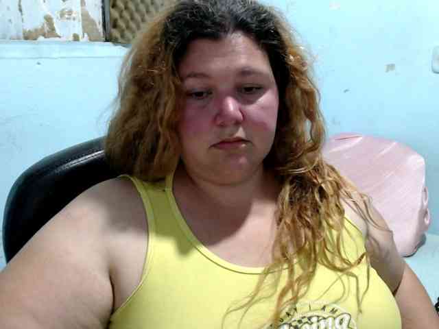squirtbbw webcam