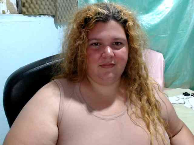 squirtbbw webcam
