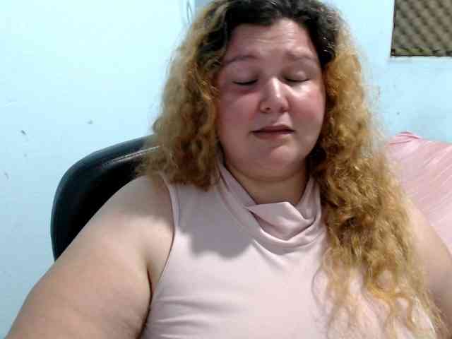 squirtbbw webcam