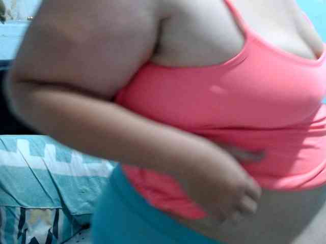 squirtbbw's webcam live show