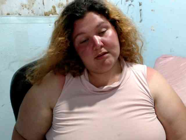 squirtbbw webcam