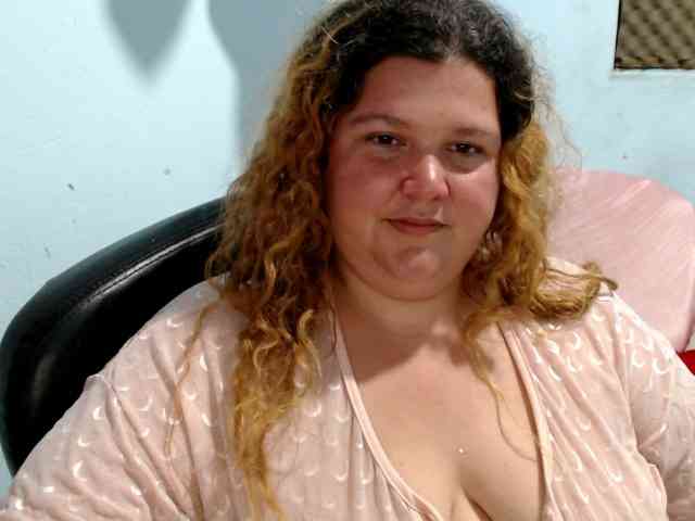 squirtbbw webcam