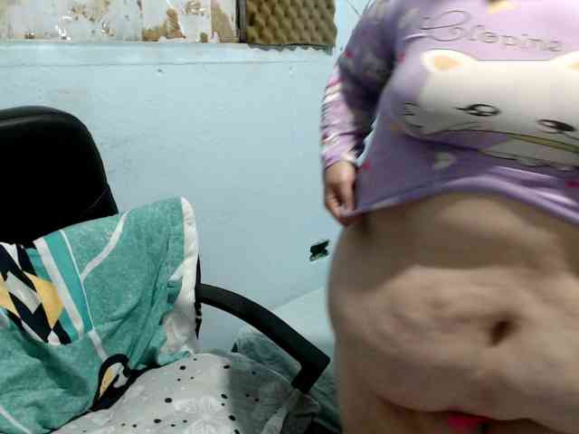 squirtbbw webcam