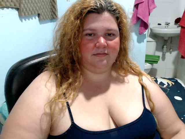 squirtbbw webcam
