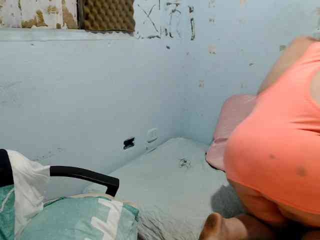 squirtbbw webcam