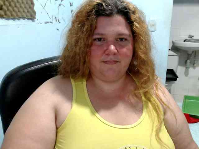 squirtbbw webcam
