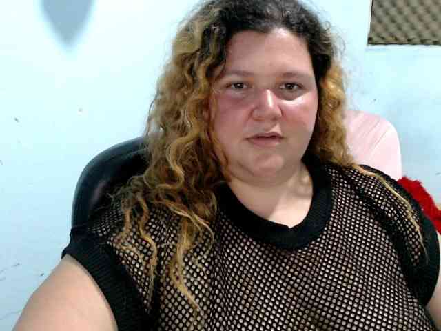 squirtbbw webcam