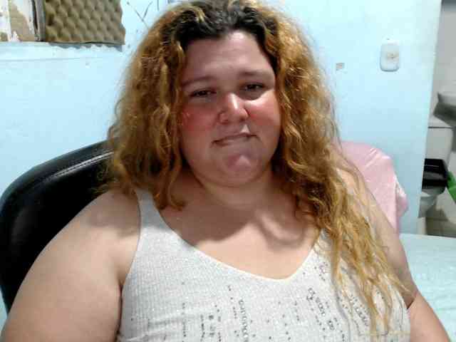 squirtbbw webcam