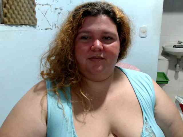squirtbbw webcam
