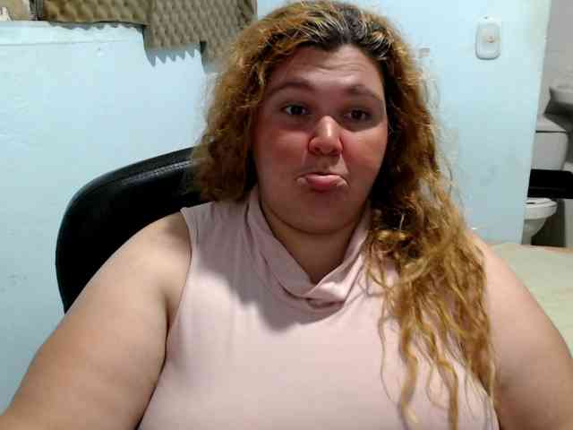 squirtbbw webcam