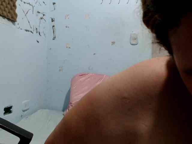 squirtbbw webcam