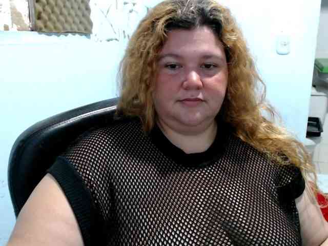 squirtbbw webcam