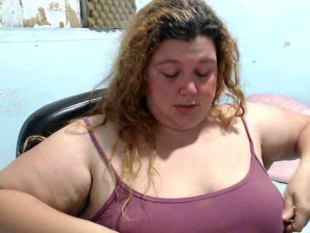 squirtbbw webcam