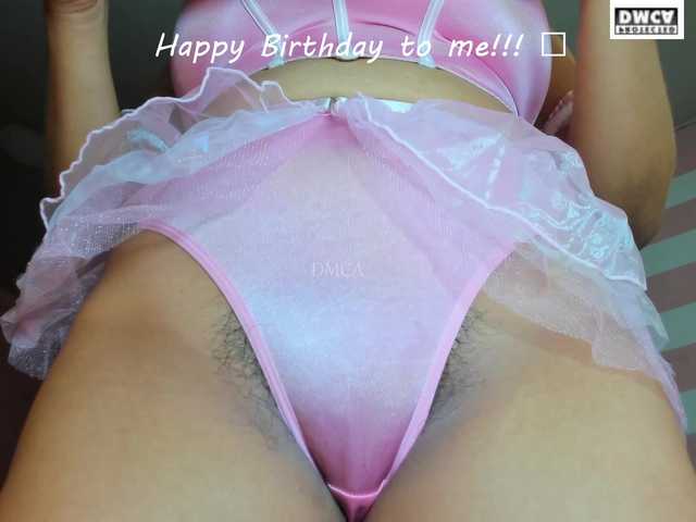 LoveQuinn live cam on BongaCams