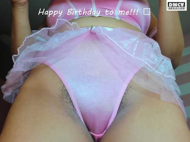 LoveQuinn live cam on BongaCams