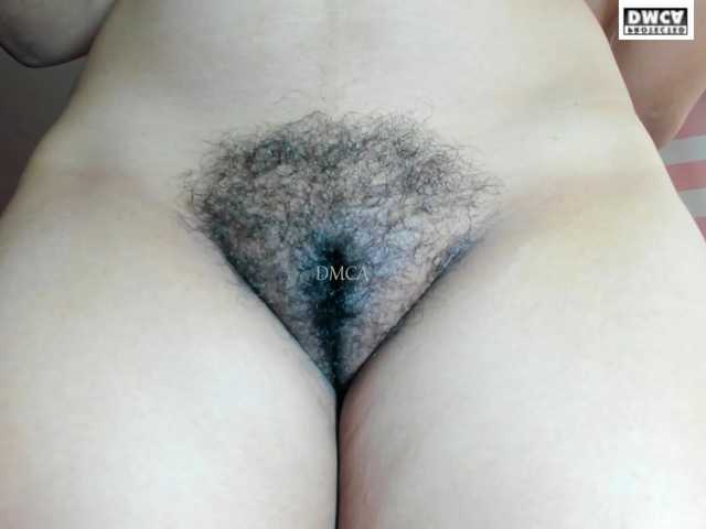 LoveQuinn live cam on BongaCams