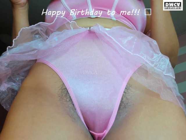 LoveQuinn live cam on BongaCams