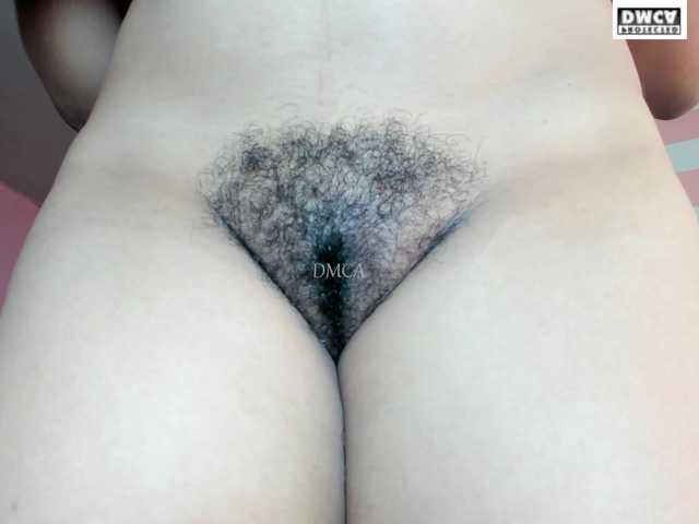 LoveQuinn live cam on BongaCams