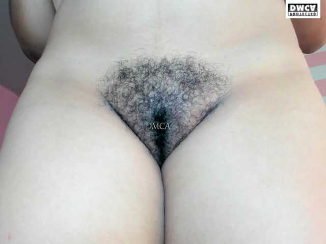 LoveQuinn live cam on BongaCams