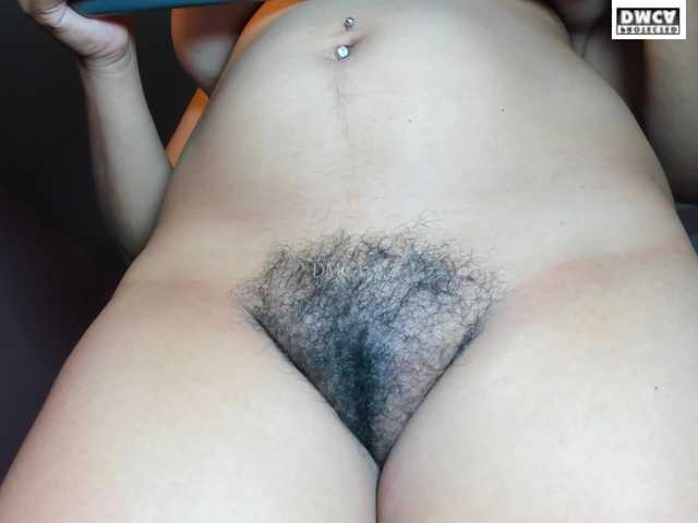 LoveQuinn live cam on BongaCams