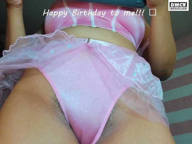LoveQuinn live cam on BongaCams