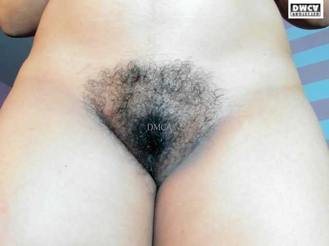 LoveQuinn live cam on BongaCams