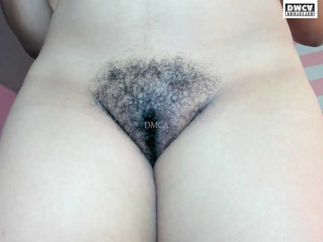 LoveQuinn live cam on BongaCams