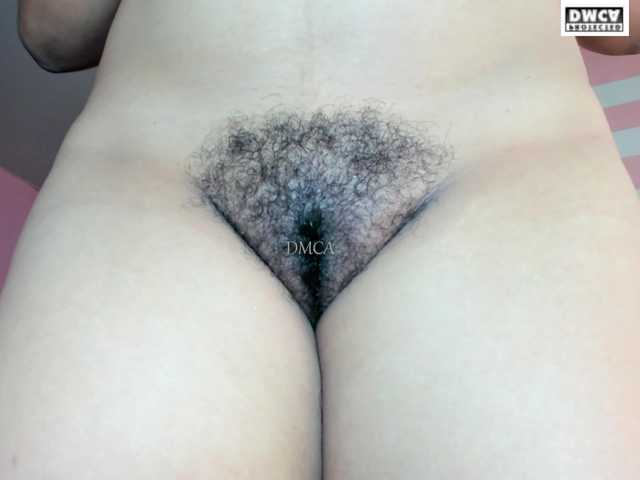 LoveQuinn live cam on BongaCams